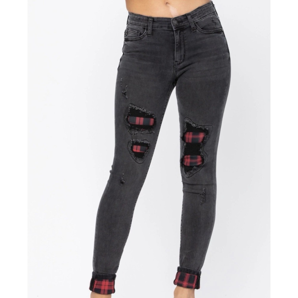 Judy Blue Mid Rise Skinny Jeans 9/29 Black Distressed Buffalo Plaid Patch Cuffed